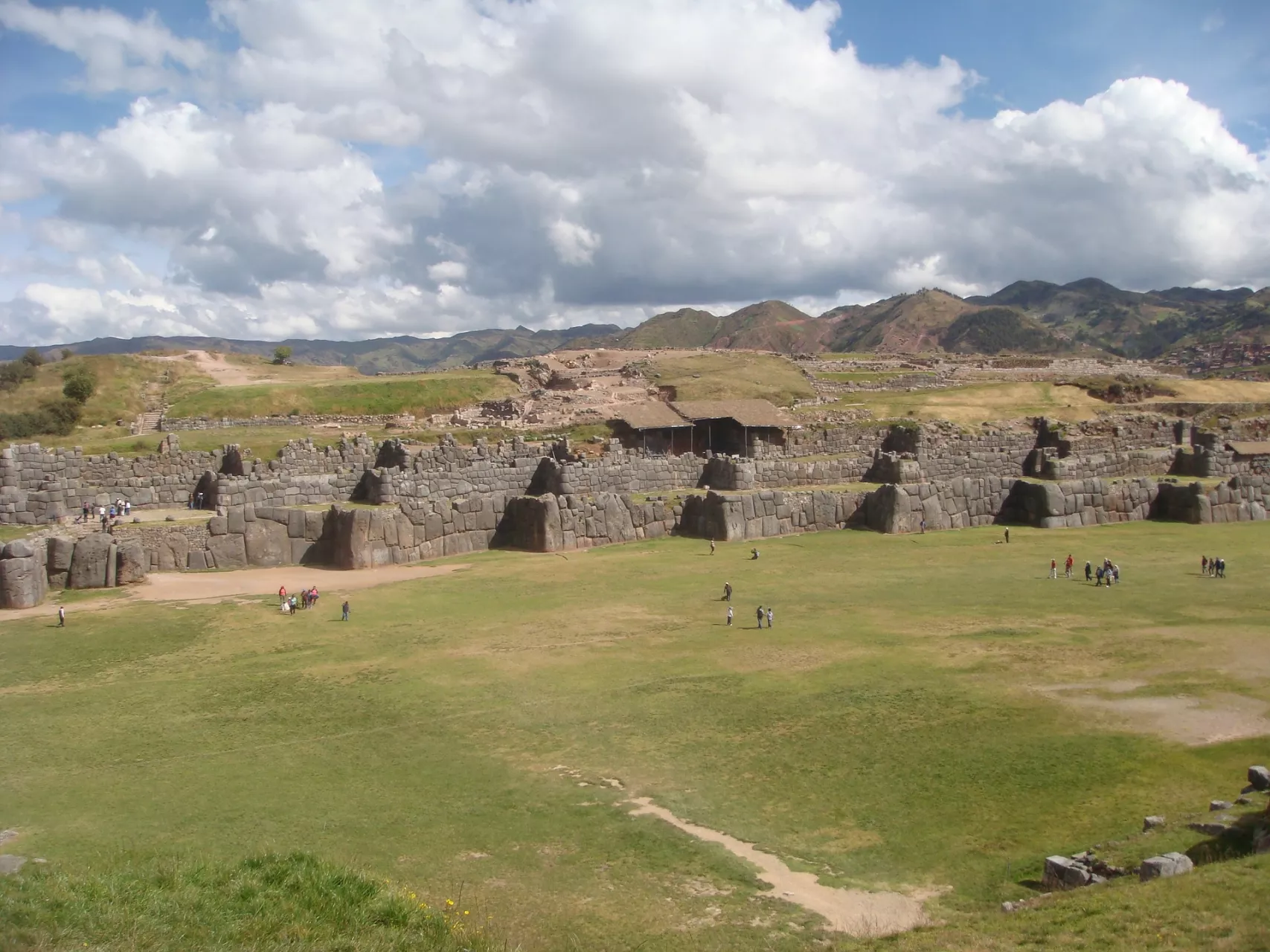 Valle Sagrado (Sacsayhuamán)