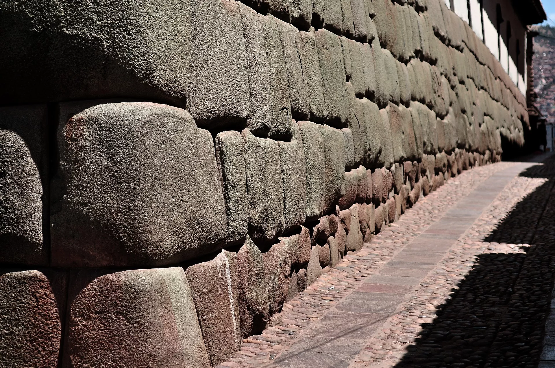 Calle Loreto y la Piedra de los 12 ángulos